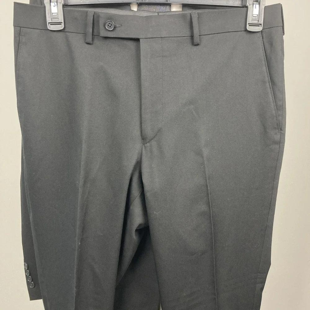 DKNY Mens Modern fit 2-pc Suit 40L 33W 32L Black Solid Stretch
